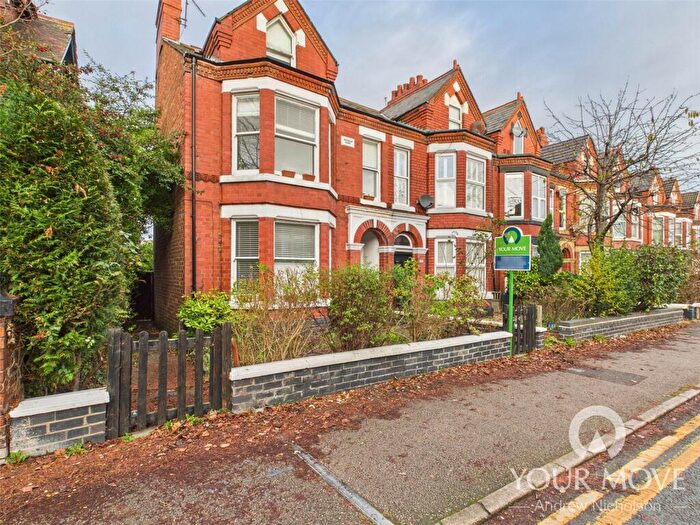 4 Bedroom End Of Terrace House For Sale In Nantwich Road, Crewe, Cheshire, CW2