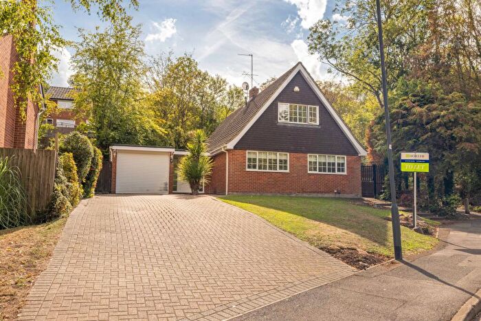 4 Bedroom House To Rent In Hemwood Road, , Windsor, SL4