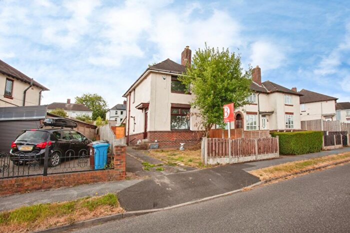 2 Bedroom End Of Terrace House For Sale In Wheatfield Crescent, Sheffield, S5