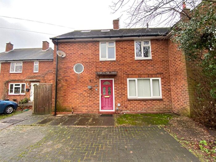 4 Bedroom Semi Detached House To Rent In Grove Road, Solihull, B91