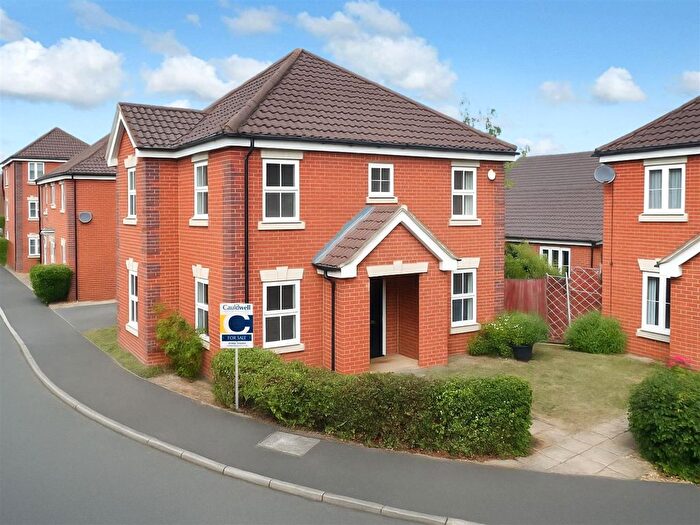 4 Bedroom Detached House To Rent In Levens Hall Drive, Westcroft, Milton Keynes, MK4