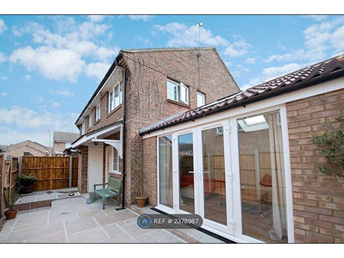 1 Bedroom Semi-Detached House To Rent In St Anthony's Close, London, SW17