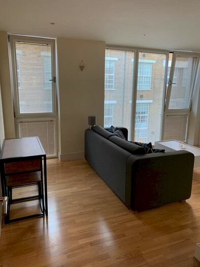 1 Bedroom Flat To Rent In Lett Road, London, SW9