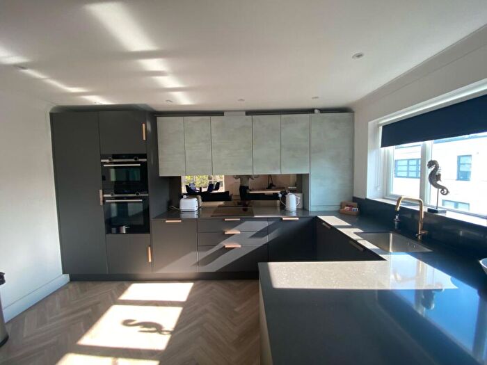 2 Bedroom Flat To Rent In Seahaven, Banks Road, Poole, Dorset, BH13