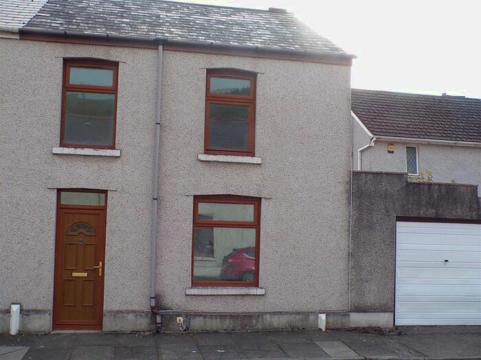 3 Bedroom End Of Terrace House To Rent In Hopkin Street, Port Talbot, SA12