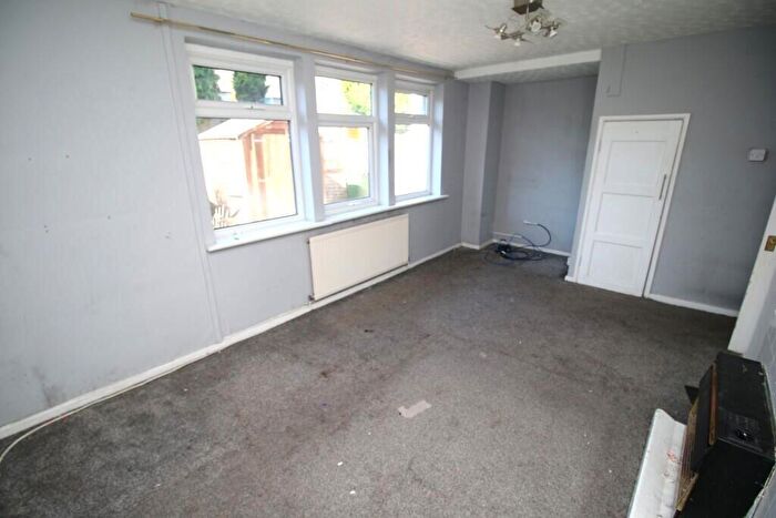 3 Bedroom Semi-Detached House For Sale In Scholfield Road, Keresley End, Coventry, Warwickshire, CV7