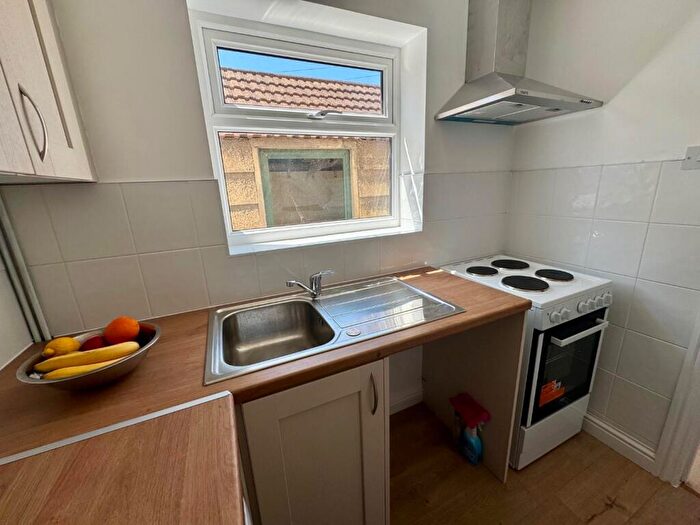 4 Bedroom Semi-Detached House To Rent In Rodney Crescent, Filton, Bristol, BS34