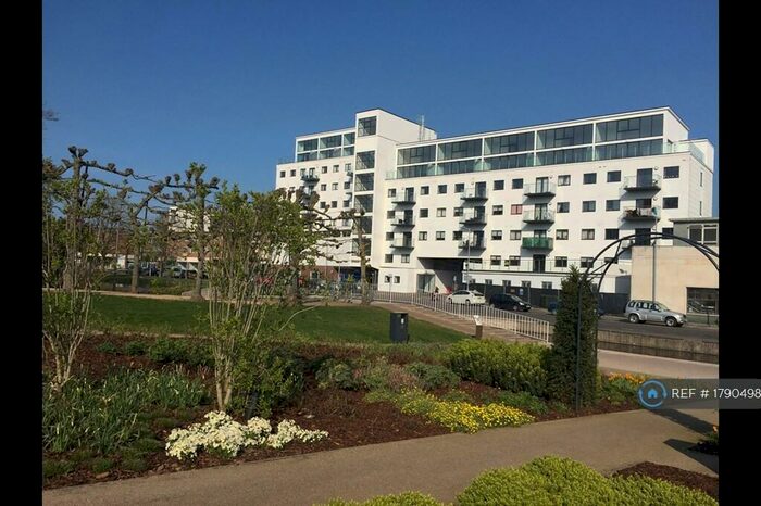 1 Bedroom Flat To Rent In Swan Court, Hemel Hempstead, HP1