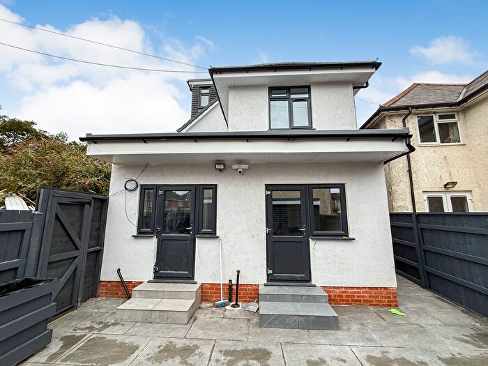 7 Bedroom Detached House To Rent In Bitterne Road West, Southampton, SO18