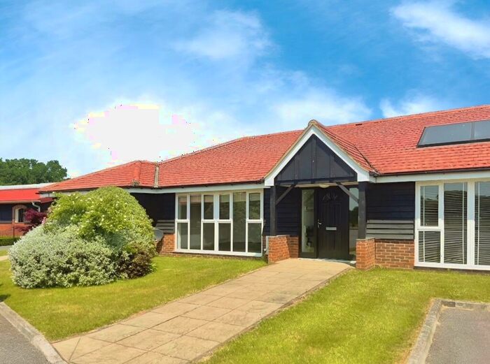 2 Bedroom Bungalow To Rent In Dunsfold, GU8