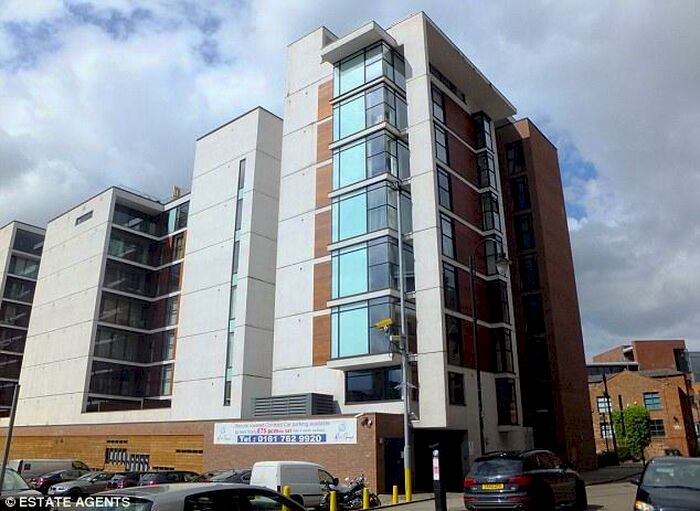 2 Bedroom Apartment To Rent In Hill Quays, Southern Gateway, M15