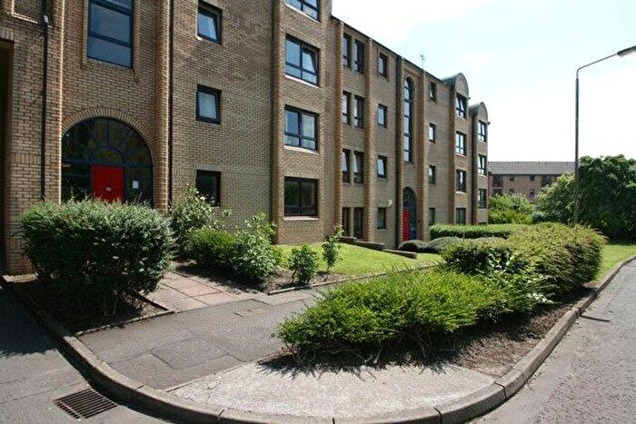 2 Bedroom Flat To Rent In Lumsden Street, Glasgow, G3