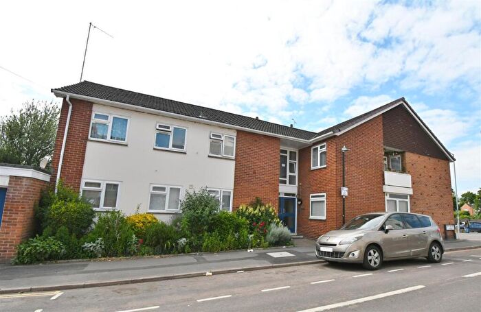2 Bedroom Flat For Sale In New Brook Street, Leamington Spa, CV32
