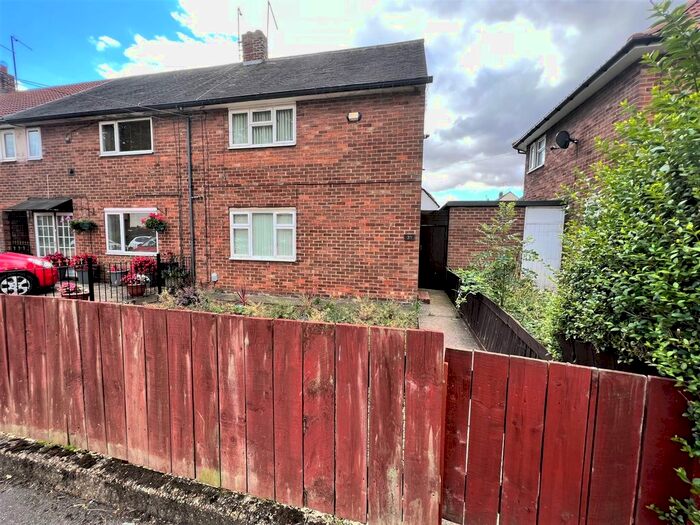 2 Bedroom Terraced House To Rent In Brent Avenue, Hull, HU8
