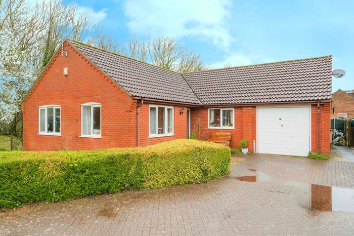 3 Bedroom Bungalow For Sale In Edwards Close, Halvergate, Norwich, Norfolk, NR13