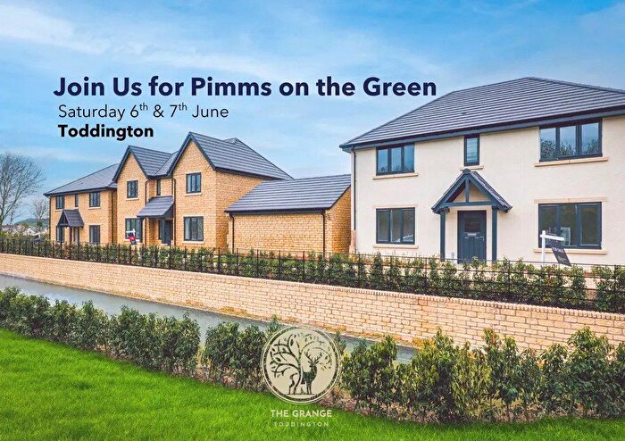 3 Bedroom Semi-detached House For Sale In Join Us For Pimms On The Green!, Cheltenham, GL54