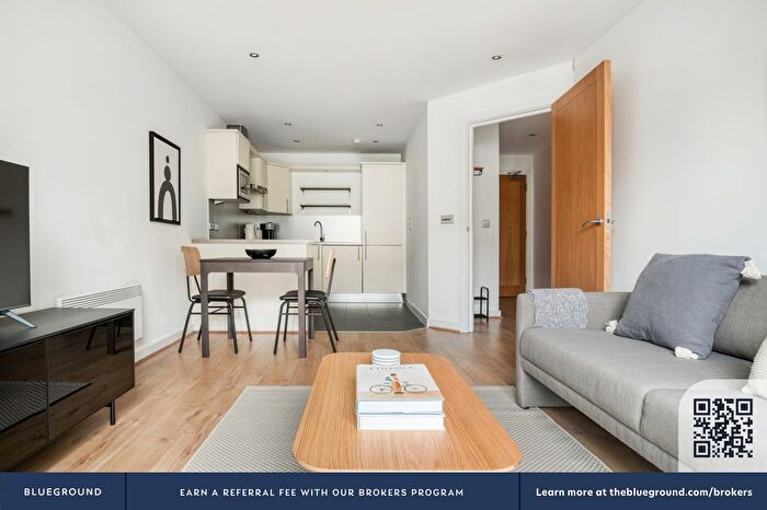 1 Bedroom Flat To Rent In Clerkenwell, EC1V