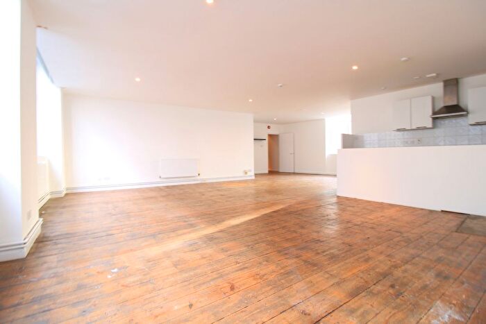 Studio To Rent In Ebenezer Street, London, N1