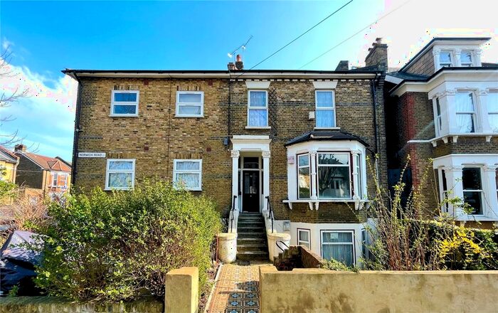 1 Bedroom Flat To Rent In Norwich Road, Forest Gate, London, E7