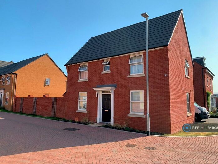 3 Bedroom Detached House To Rent In Babbage Grove, Leighton Buzzard, LU7