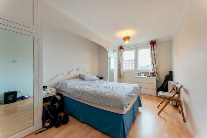 2 Bedroom Flat To Rent In Eaton Drive, Kingston, Kingston Upon Thames, KT2