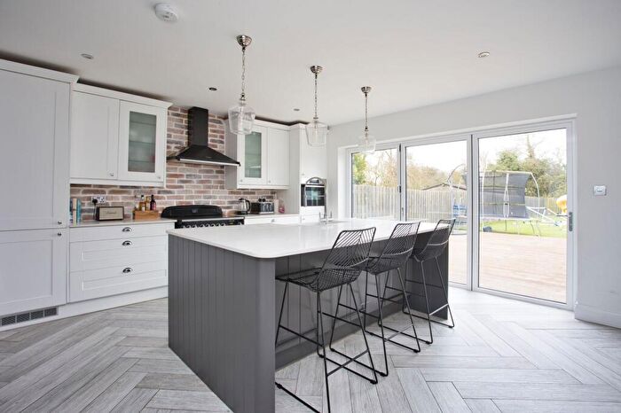 4 Bedroom Detached House For Sale In St. Marys Road, West Hythe, CT21