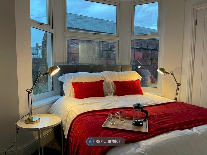 6 Bedroom Terraced House To Rent In St. Elmo Road, Wallasey, CH44