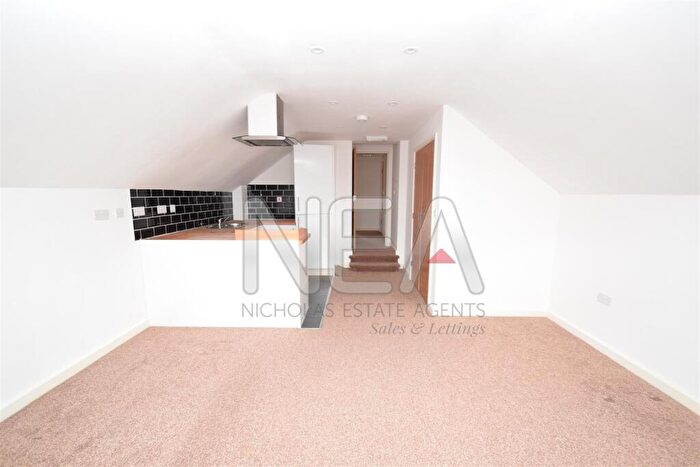 1 Bedroom Apartment To Rent In Prospect Street, Caversham, Reading, RG4