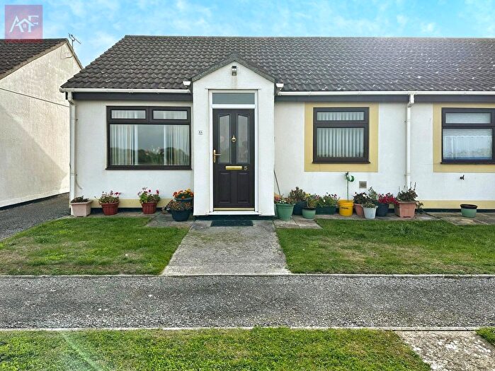 2 Bedroom Semi-Detached Bungalow For Sale In Knoll Park, South Road, Brean, TA8