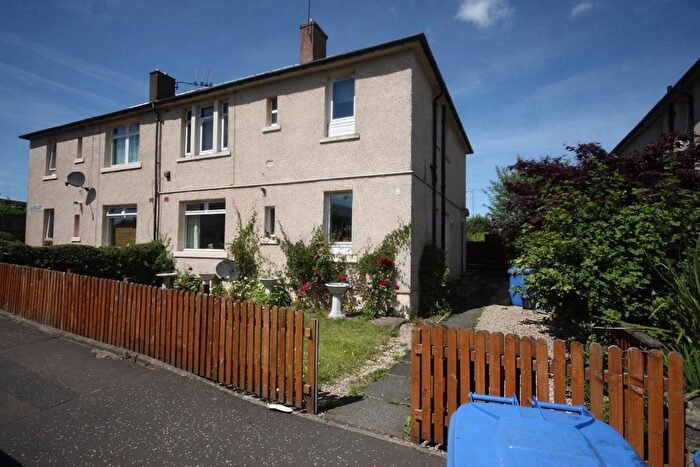 2 Bedroom Flat To Rent In Farm Street, Carron, Falkirk, FK2