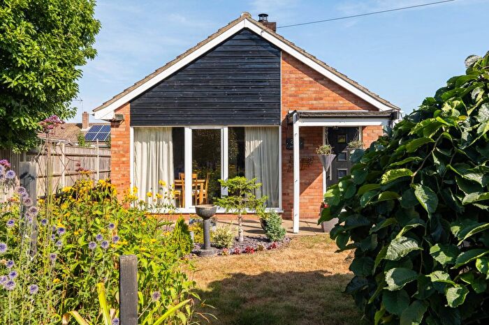 3 Bedroom Detached Bungalow For Sale In Staithe Road, Martham, NR29