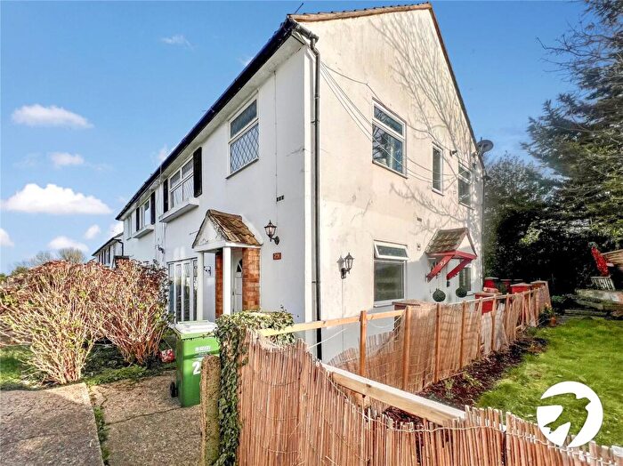 3 Bedroom Maisonette To Rent In Three Corners, Bexleyheath, DA7