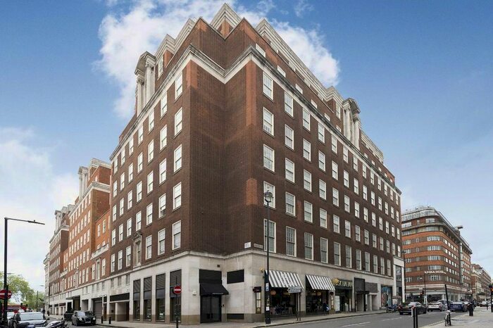 3 Bedroom Flat To Rent In Park Street, London, W1K