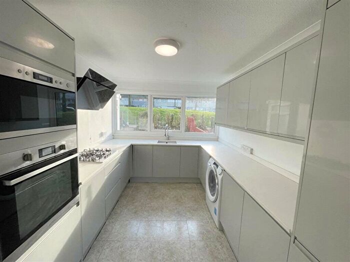 3 Bedroom Terraced House To Rent In Crispin Road, Bradville, Milton Keynes, MK13