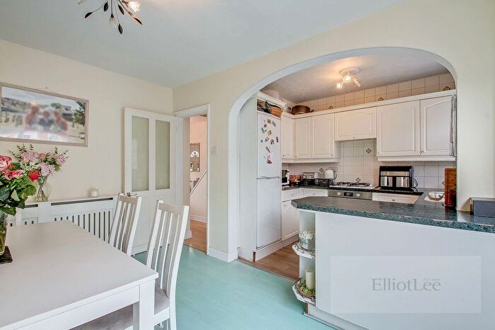 3 Bedroom Terraced House For Sale In Wyresdale Crescent, Perivale, UB6