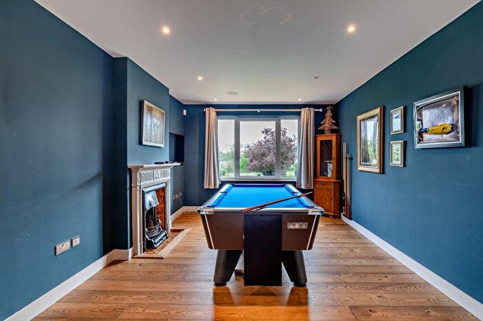 5 Bedroom Equestrian Facility For Sale In Manns Hill, Burghfield Common, Reading, Berkshire, RG7