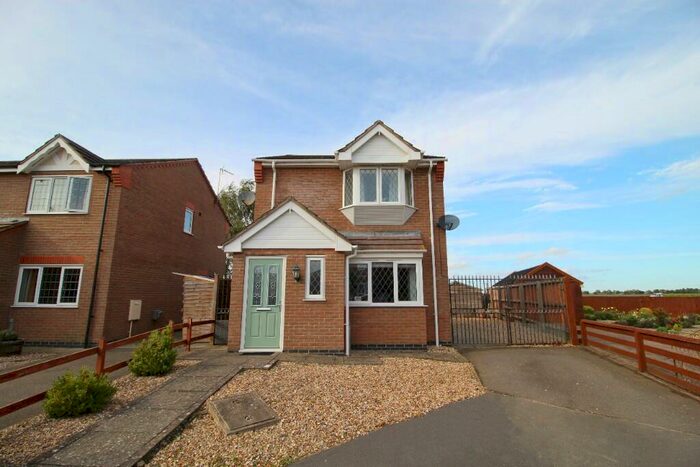 3 Bedroom Detached House For Sale In Gunfleet Close, Swineshead, PE20