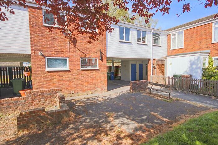 2 Bedroom Maisonette To Rent In Underwood, Bracknell, RG12