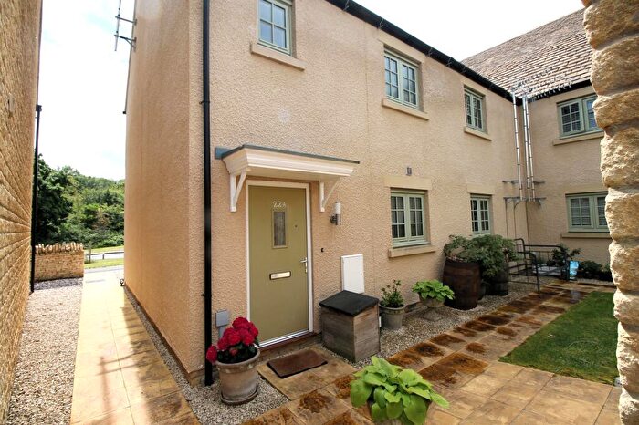 1 Bedroom Flat For Sale In Windsor Road, Moreton-in-Marsh, GL56
