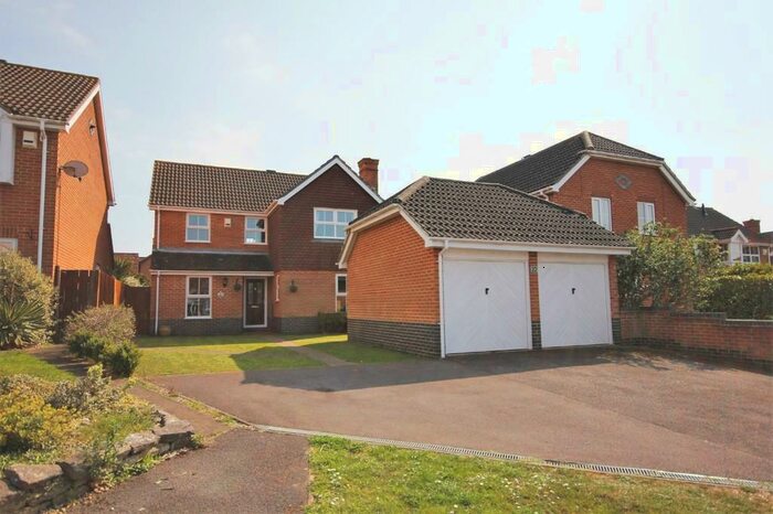 4 Bedroom Detached House To Rent In Enterprise Close, Warsash, SO31