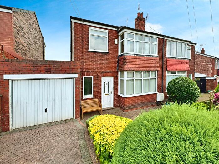 3 Bedroom Semi-Detached House To Rent In Douglas Road, Worsley, Manchester, Greater Manchester, M28