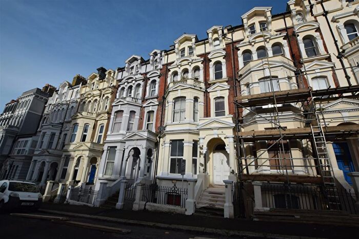 2 Bedroom Flat To Rent In Warrior Gardens, St. Leonards-On-Sea, TN37