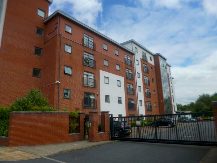 Studio To Rent In Renolds House, Salford, M5