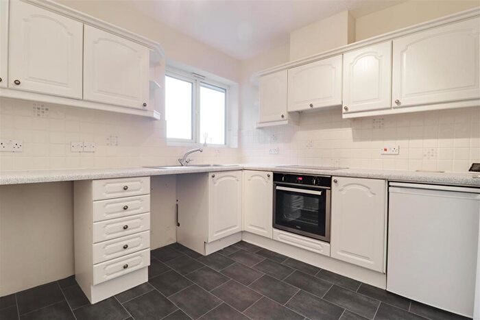 2 Bedroom Apartment To Rent In Crowther Way, Swanland, North Ferriby, HU14
