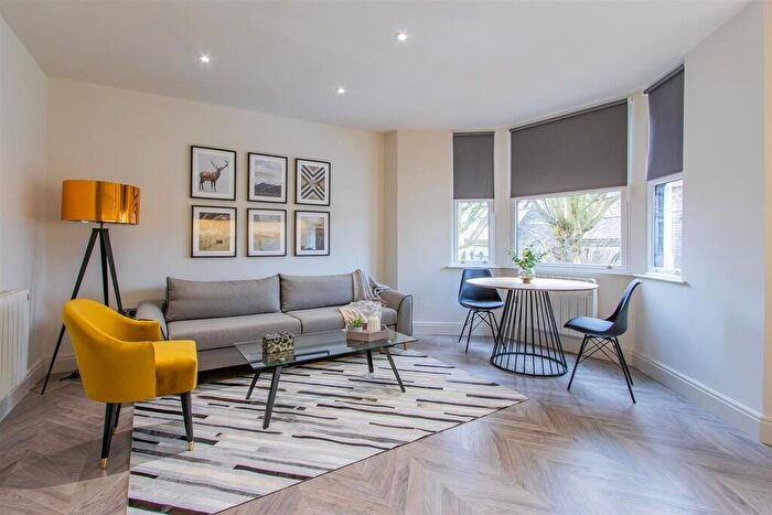 2 Bedroom Apartment To Rent In St Johns Crescent, Canton, Cardiff, CF5