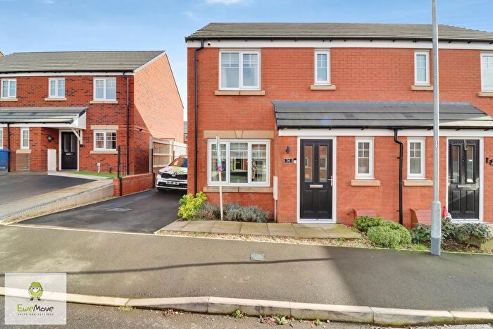 3 Bedroom Semi Detached House For Sale In Fulmar Drive, Norton Canes, Cannock, Staffordshire, WS11