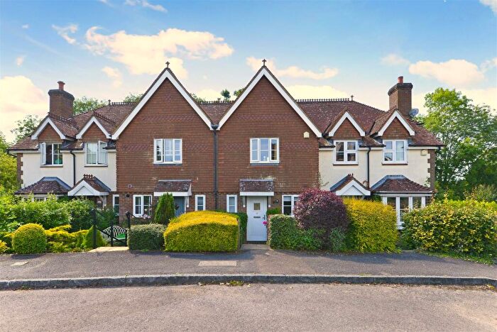 2 Bedroom House To Rent In Larkfield, Ewhurst, GU6