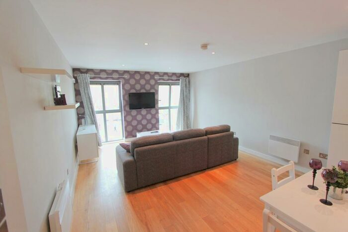 1 Bedroom Flat To Rent In Broad Quay, Bristol, BS1