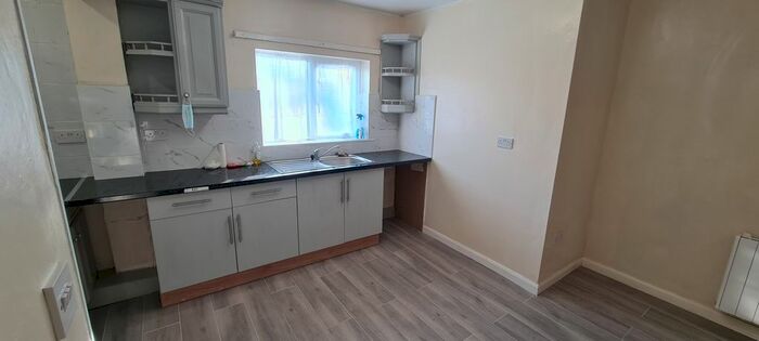 1 Bedroom Flat To Rent In Goodmayes Close, Bedford, MK42