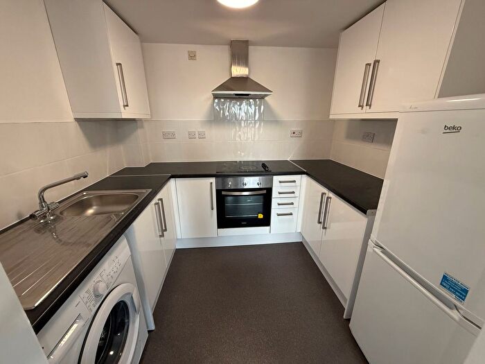 1 Bedroom Flat To Rent In Mansfield Road, Nottingham, NG1